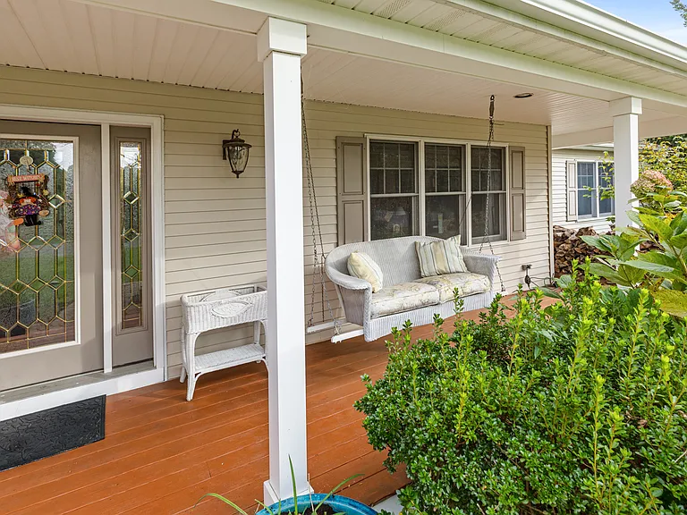 39 Raymonds Ln — Photo 30