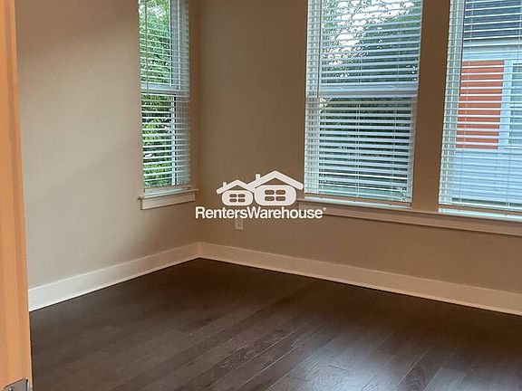 5th image of 1319 Millpark Ln