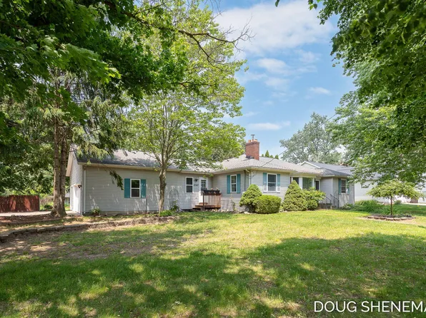 3747 Leonard St NW, Grand Rapids, MI 49534