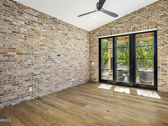 5th image of 3727 E CLARENDON Avenue
