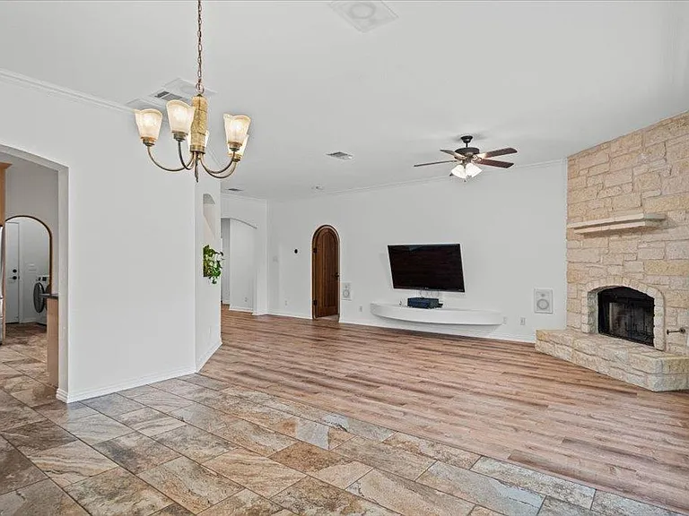 37 Pillow Rd — Photo 4
