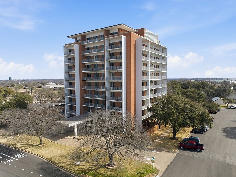1st image of 4924 Cobbs Dr APT 9C