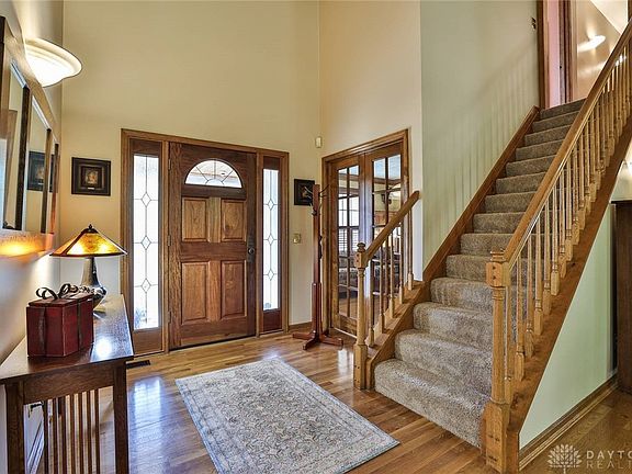 4th image of 9685 Lupine Dr