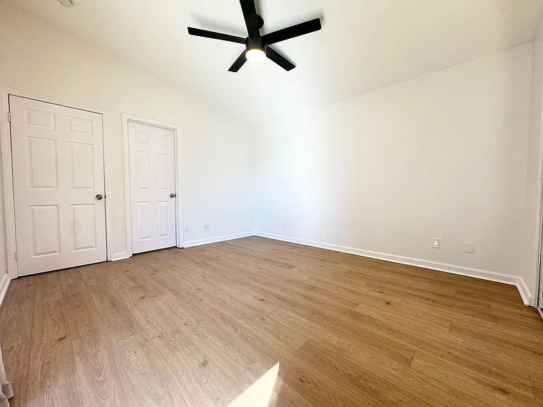 28670 Landau Blvd #A — Photo 11