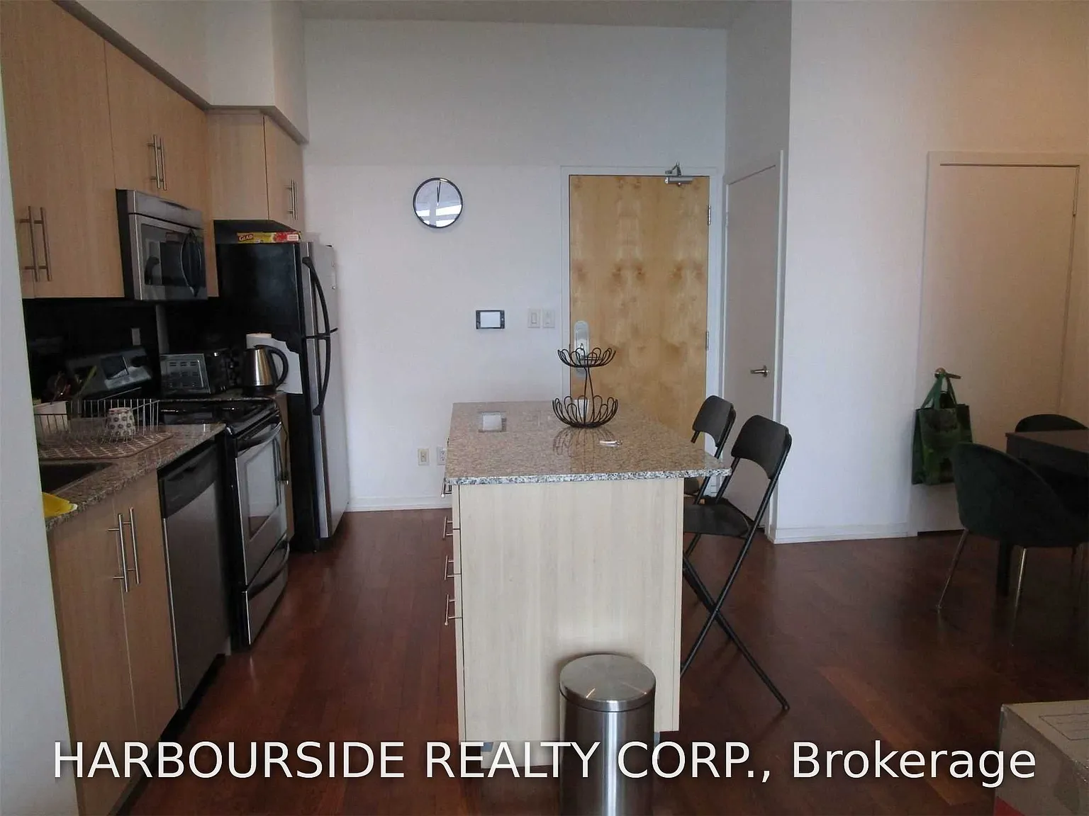 2 bed, $2,450 — Photo 4
