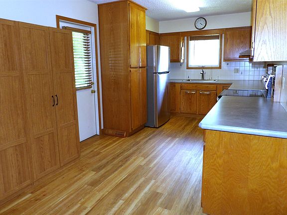 5th image of 3112 Eldora Ln