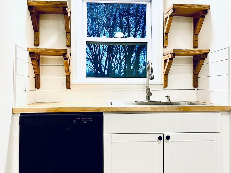 1012 Montreat Rd 3, Black Mountain, NC 28711 Zillow