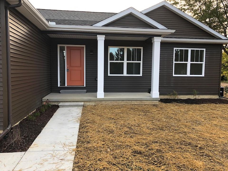2nd image of 3160 Oak Grove Rd