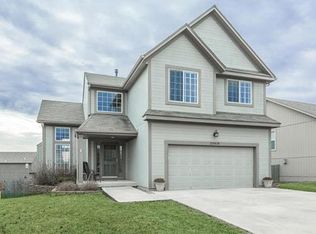 20419 W 125th Pl, Olathe, KS 66061