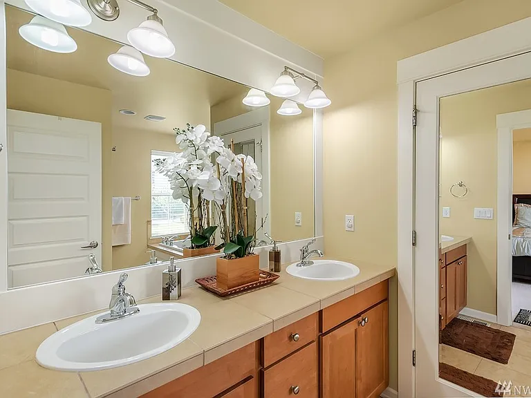 373 NE Eagle Way — Photo 17