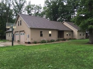 603 County Road 1900 E, Fairfield, IL 62837
