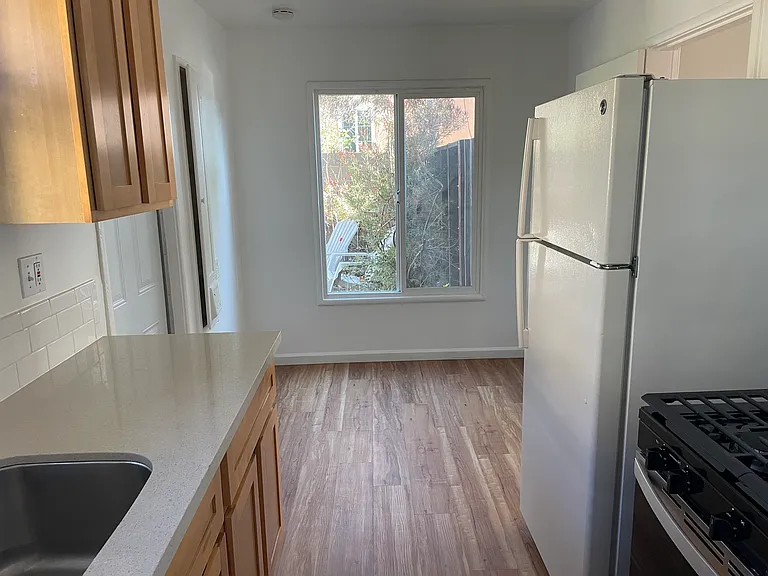 1727 San Pablo Ave — Photo 9