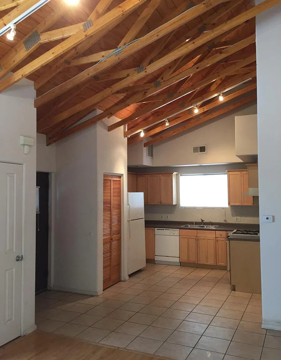 2 bed, 800 sqft, $1,695 — Photo 3