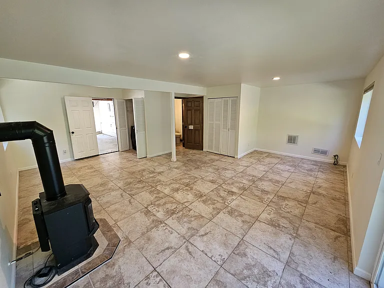 205 Dorado Dr NW — Photo 18