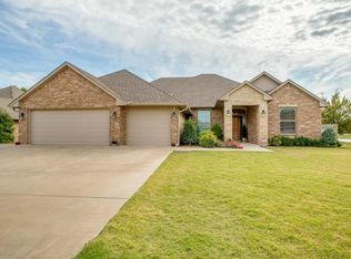 4631 Mount Vernon Rd, Enid, OK 73703