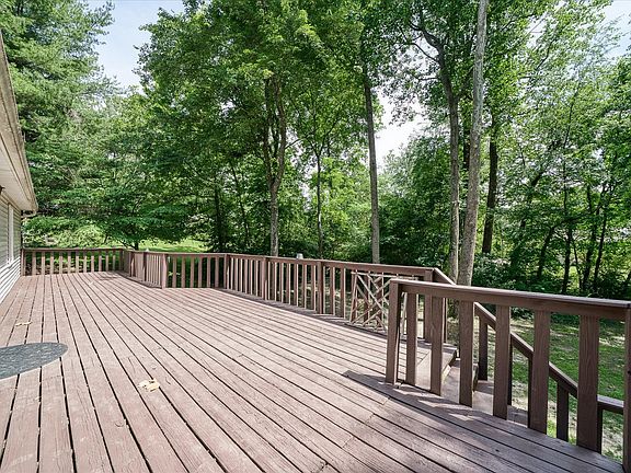 5th image of 856 Pen Oak Dr
