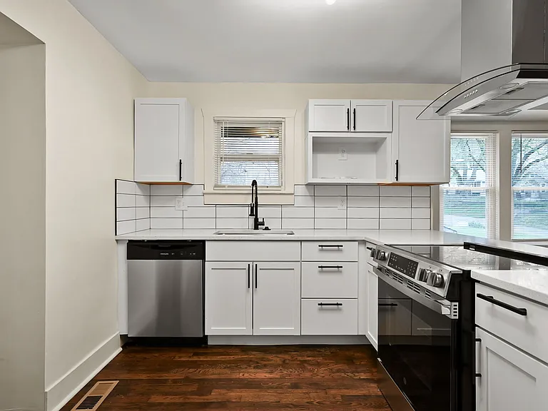 108 N Ditzler Ave — Photo 8