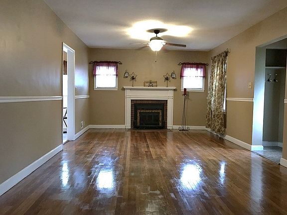 2nd image of 1427 Weed Ln