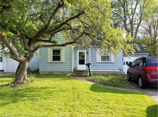 306 Fowles Rd, Berea, OH 44017