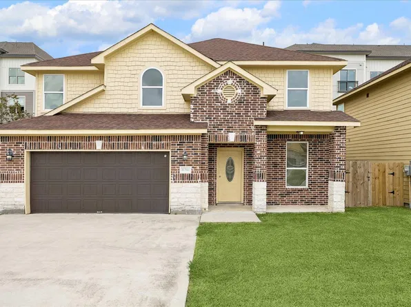 11206 Beverley Park St, Sugar Land, TX 77498