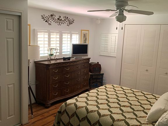 2nd image of 6384 S Elm Ln