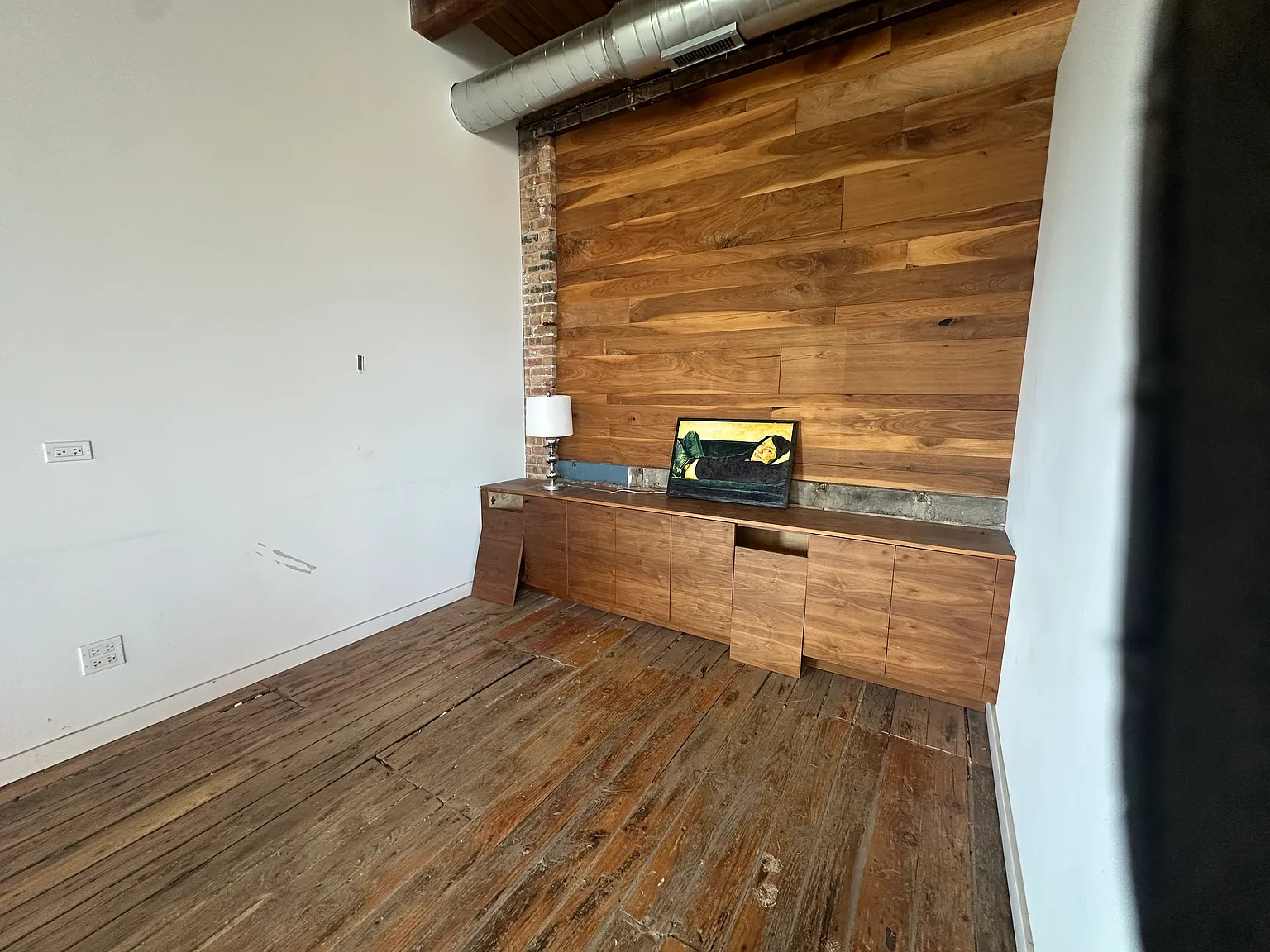 2 bed, 2500 sqft, $2,885 — Photo 3