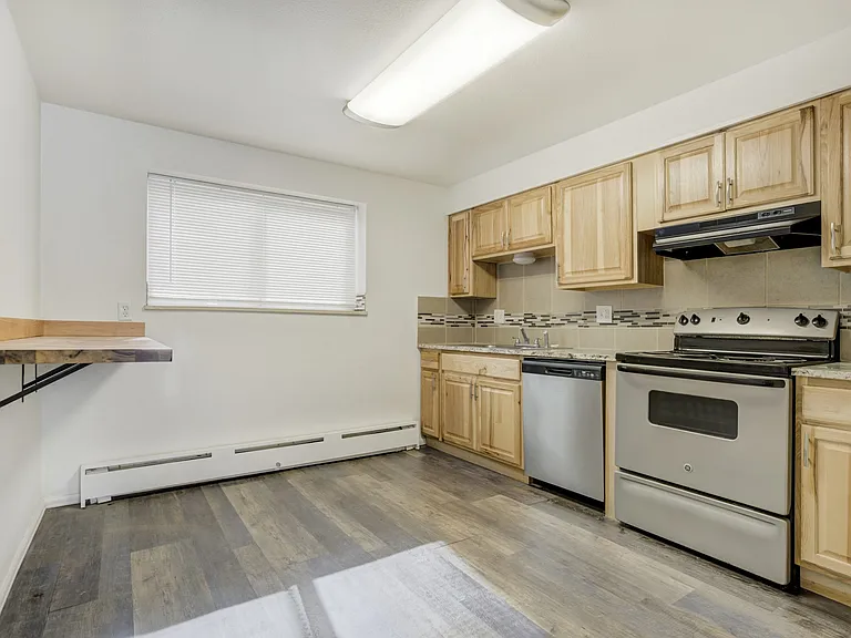2921 Straus Ln #1 — Photo 7