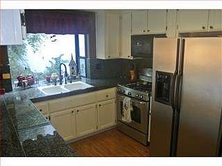 5th image of 1473 Cresthaven Ln