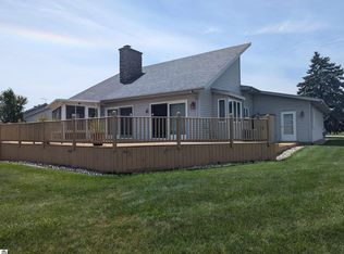 2953 Midshipman Dr, Au Gres, MI 48703