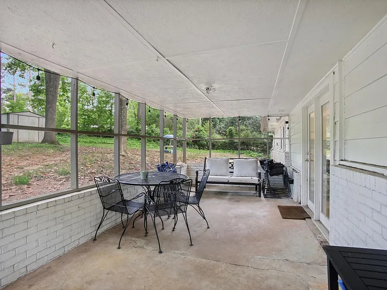 364 Westside Dr — Photo 24
