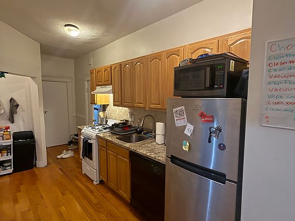 2nd image of 58 Hemenway St APT 2F