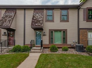 4453 88th St #G, Urbandale, IA 50322