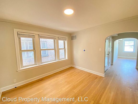 2nd image of 5315 W Giddings St Unit 1