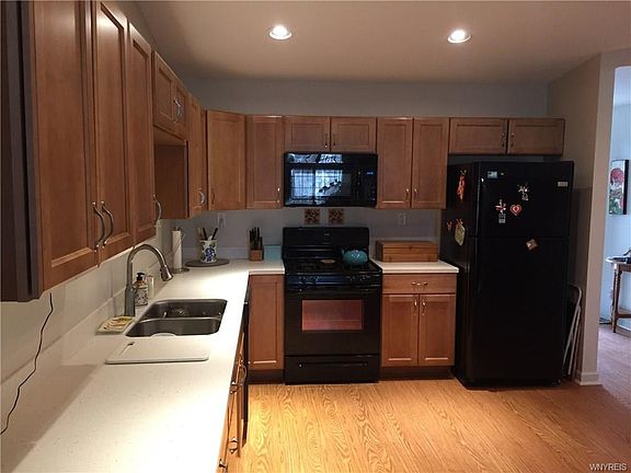 5th image of 4244 Arthur Ct