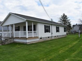 32 Pratt Ave, Towanda, PA 18848