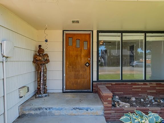 5th image of 1137 N 4th Ave