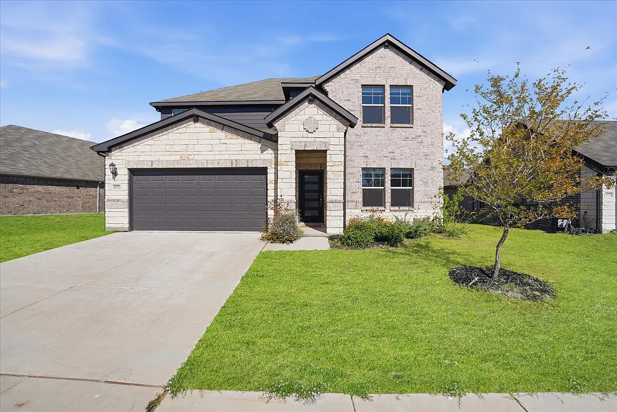4 bed, 3100 sqft, $3,775 — Photo 2