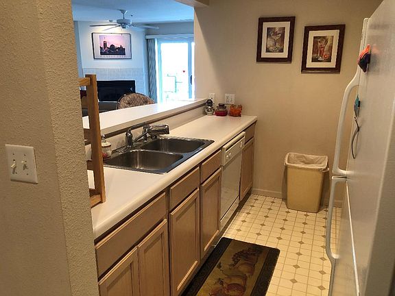 5th image of 180 Lakeview Resort Blvd #3B