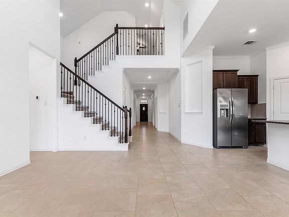 5th image of 1606 Country Air Ln
