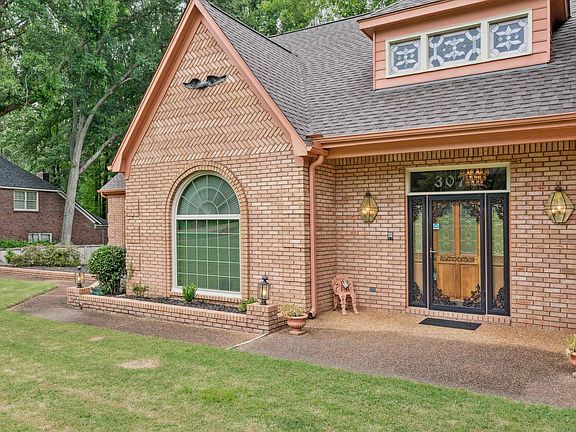 2nd image of 3076 Country Place Dr E