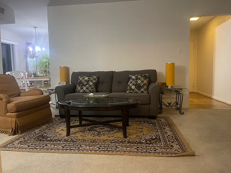 613 Center St — Photo 15