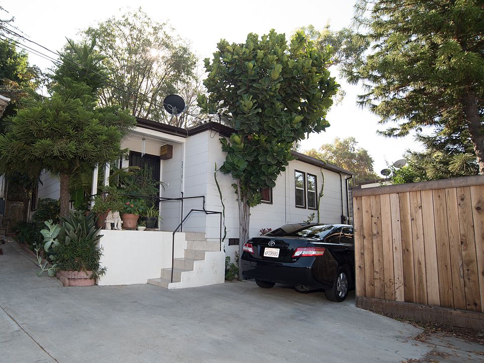 1st image of 2510 Arthur St