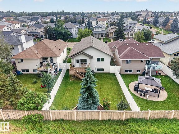 3rd image of 1449 Jefferys Cres NW