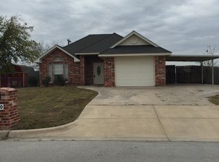 1010 Wootton Ave, Bridgeport, TX 76426