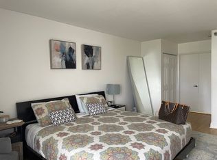 3300 NE 191st St APT 707, Aventura, FL 33180