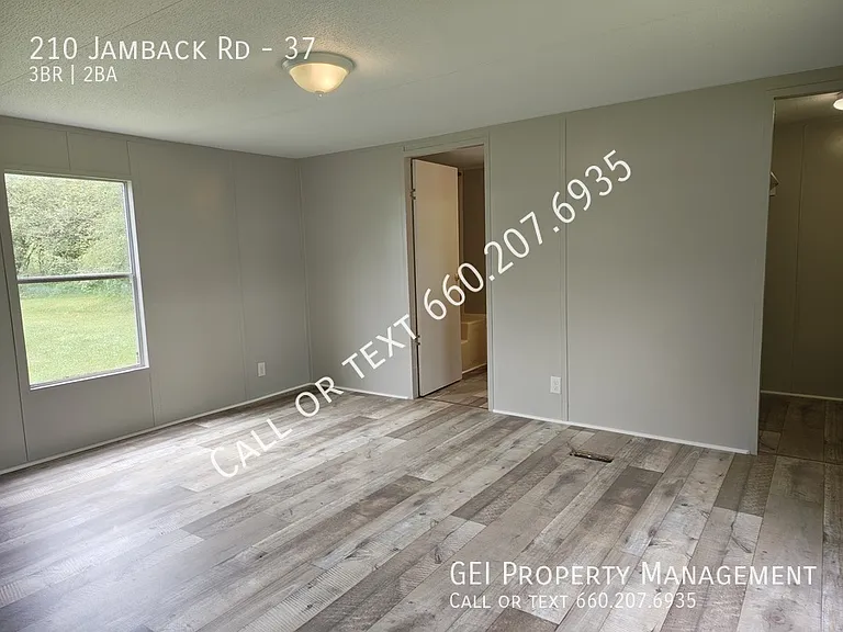 210 Jamback Rd #37 — Photo 14