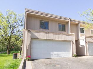 895 120th Ln NW, Coon Rapids, MN 55448