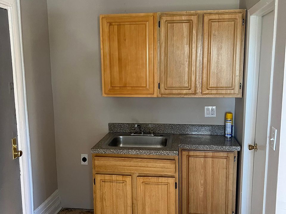 2nd image of 175 Park Ave #1F