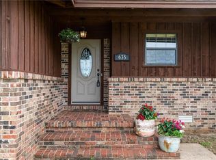 635 Honeysuckle Ln, Greenwood, AR 72936