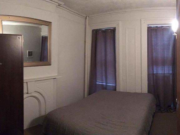 5th image of 212 E 45th St #3A